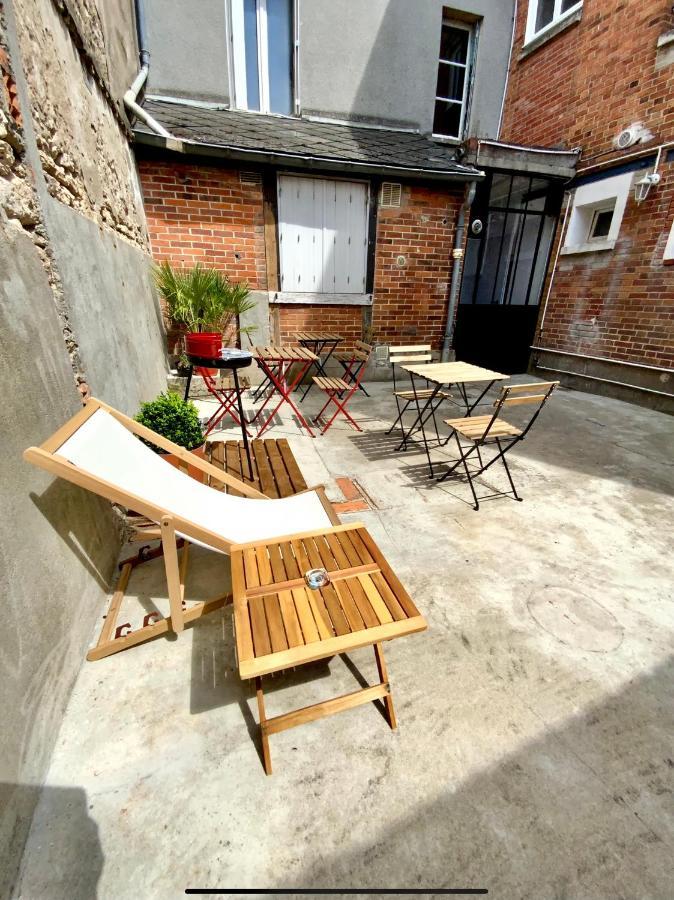 Faubourg Des Voyageurs N°7 Apartment Saran Ngoại thất bức ảnh